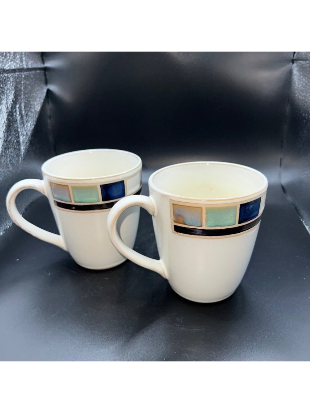 Gibson Elite Stoneware Coffee Mugs 12 Oz Set Of 2 White With Blue & Green Design